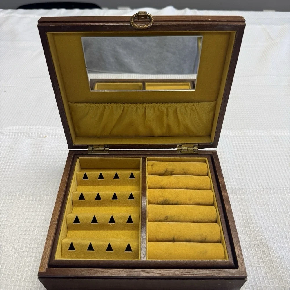 Vintage Wood Jewelry Box‎ Tapestry Lid Gold Velvet Lining Mirror HiMark Japan